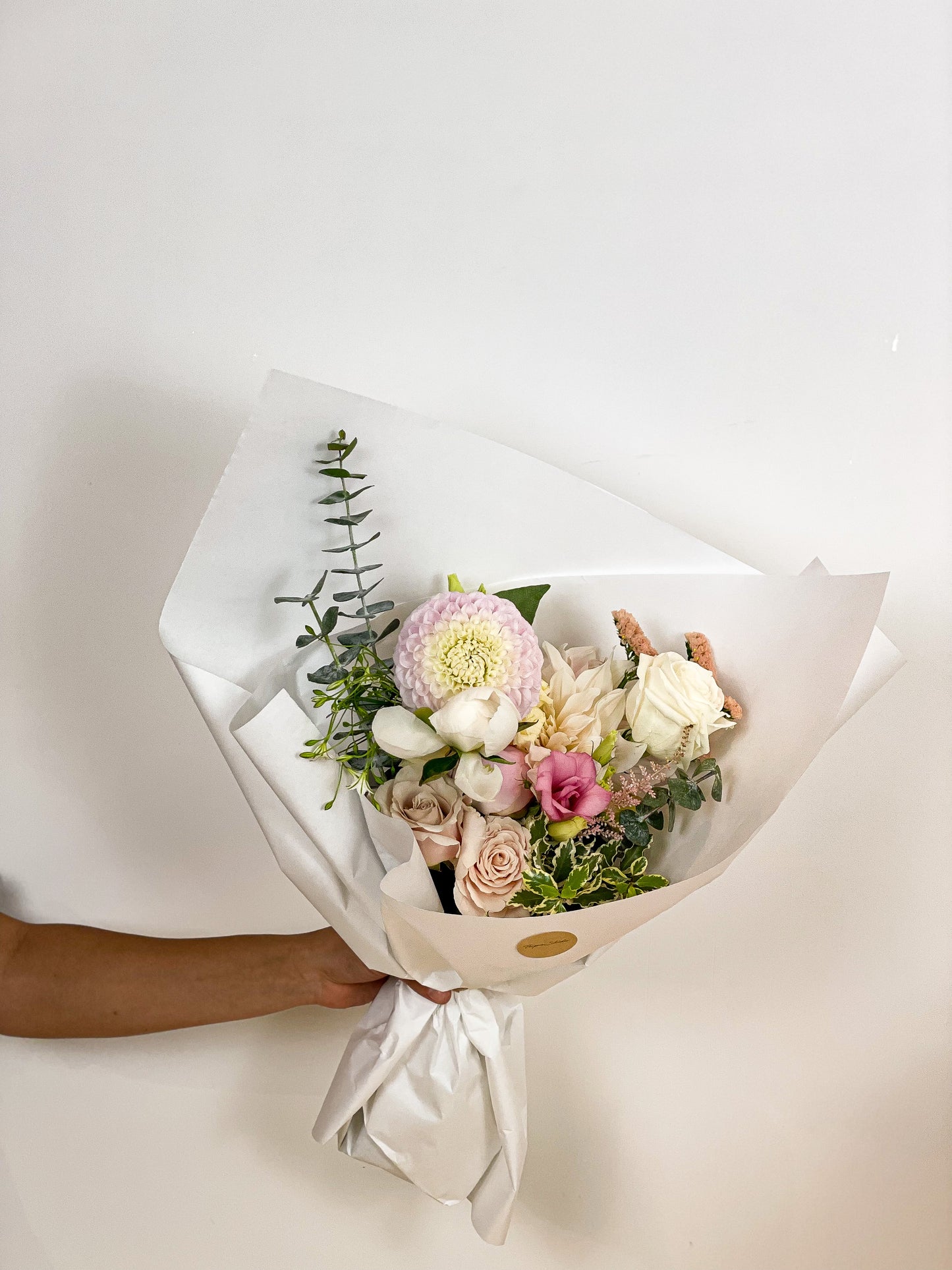 M Bouquet