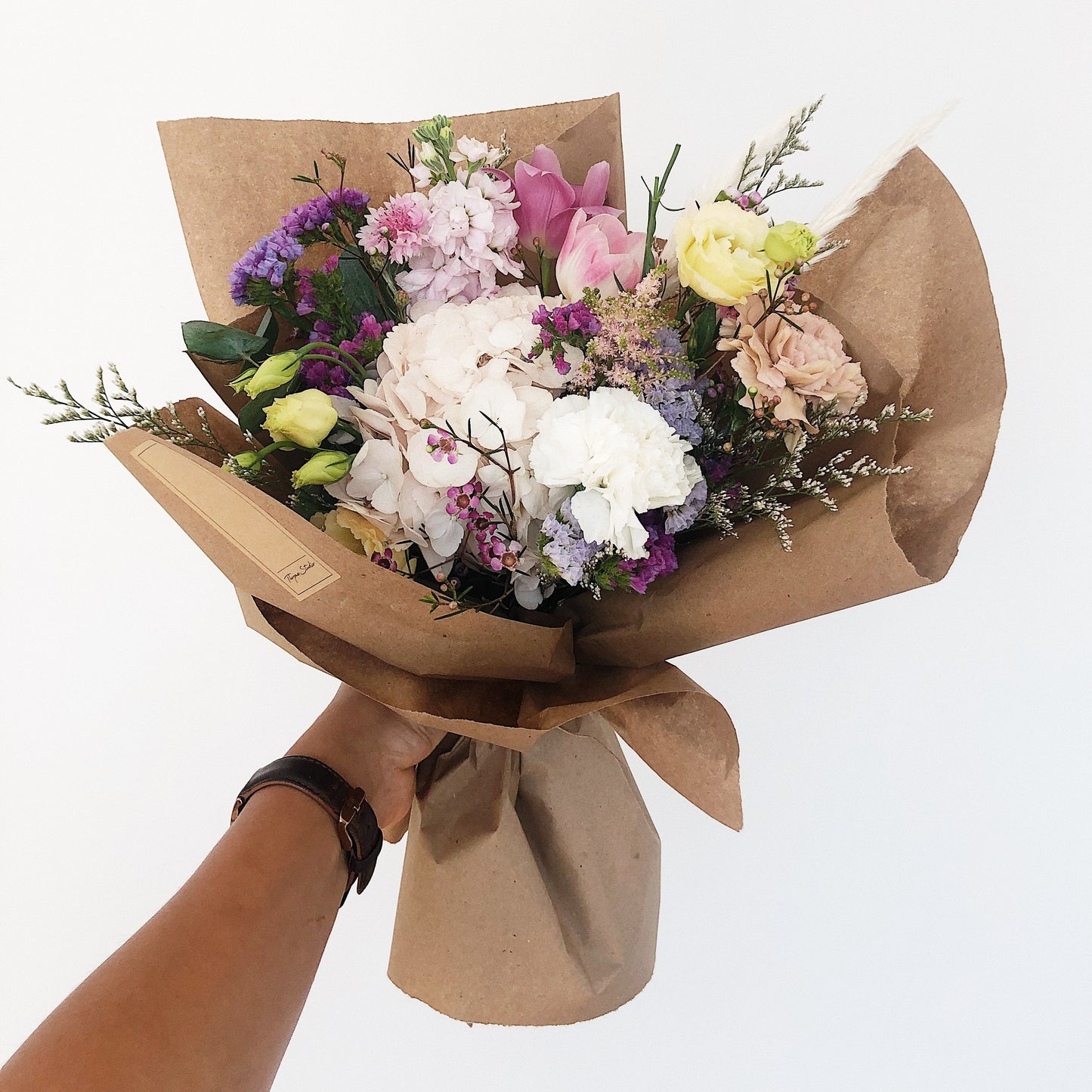 M Bouquet