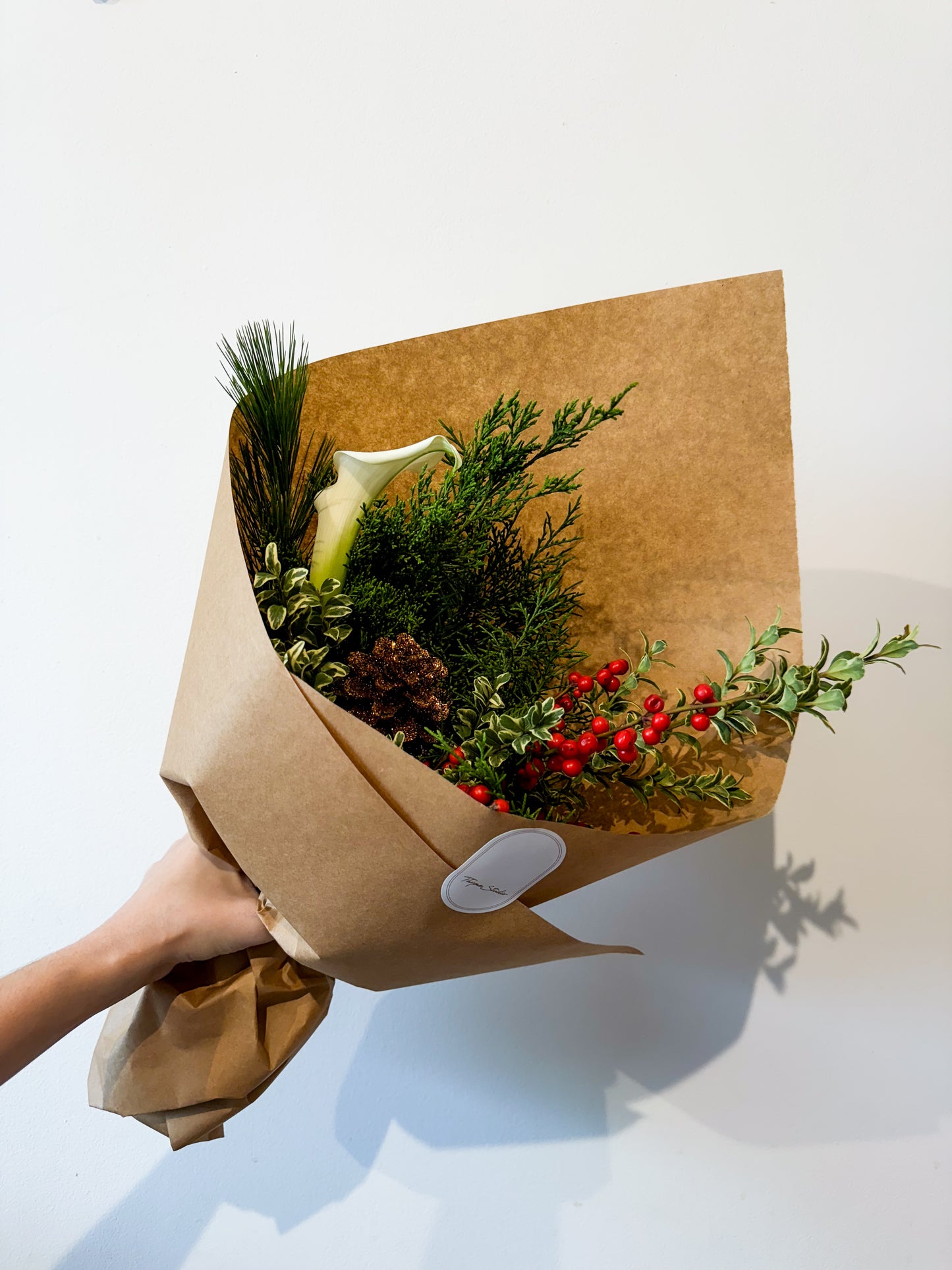 The Winter Radiant Bouquet (Mini)