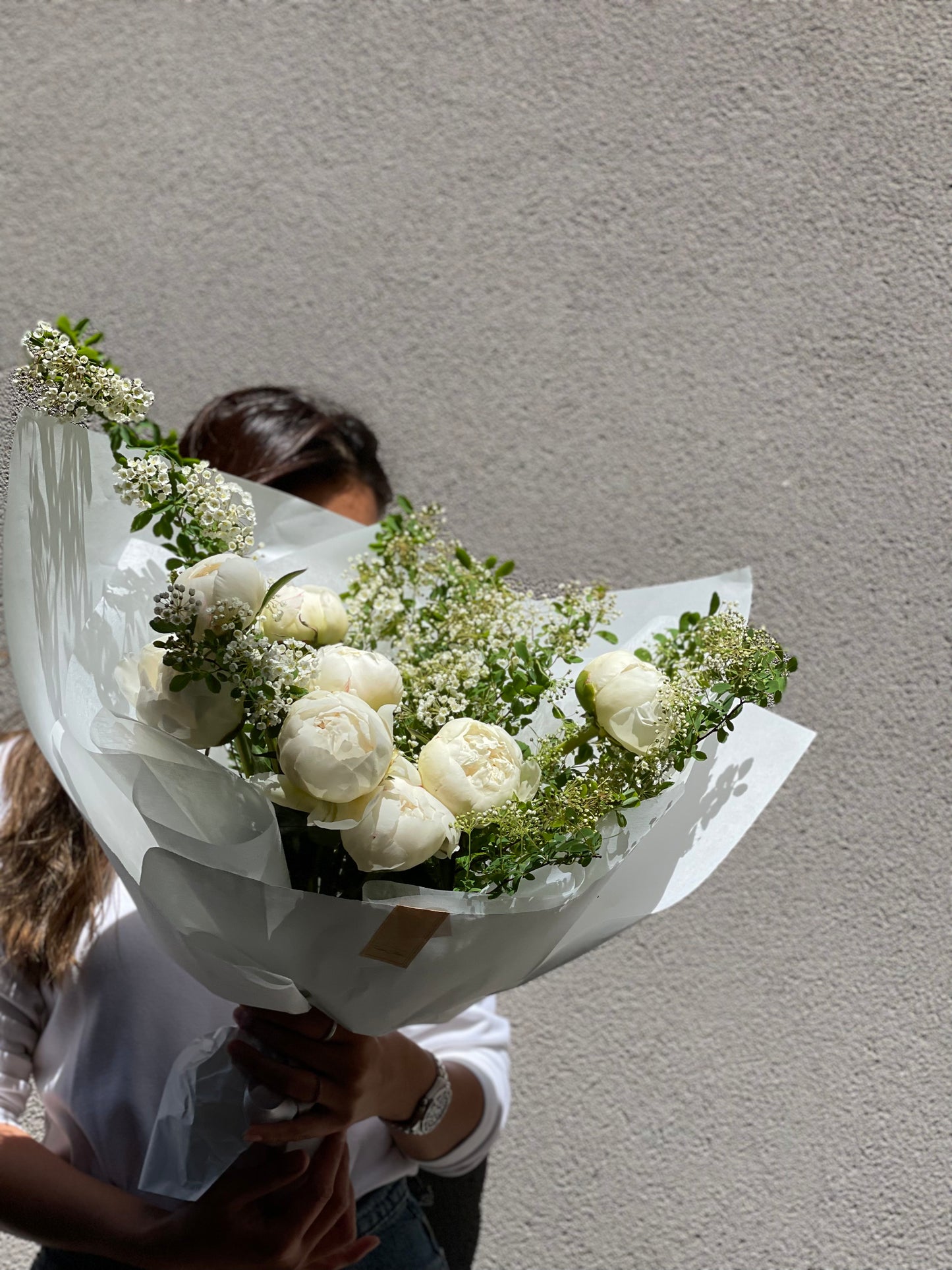 Close-up of luxe weekly fresh flower bouquet with high-end blooms, order online for delivery in Toronto – Thyme Studio