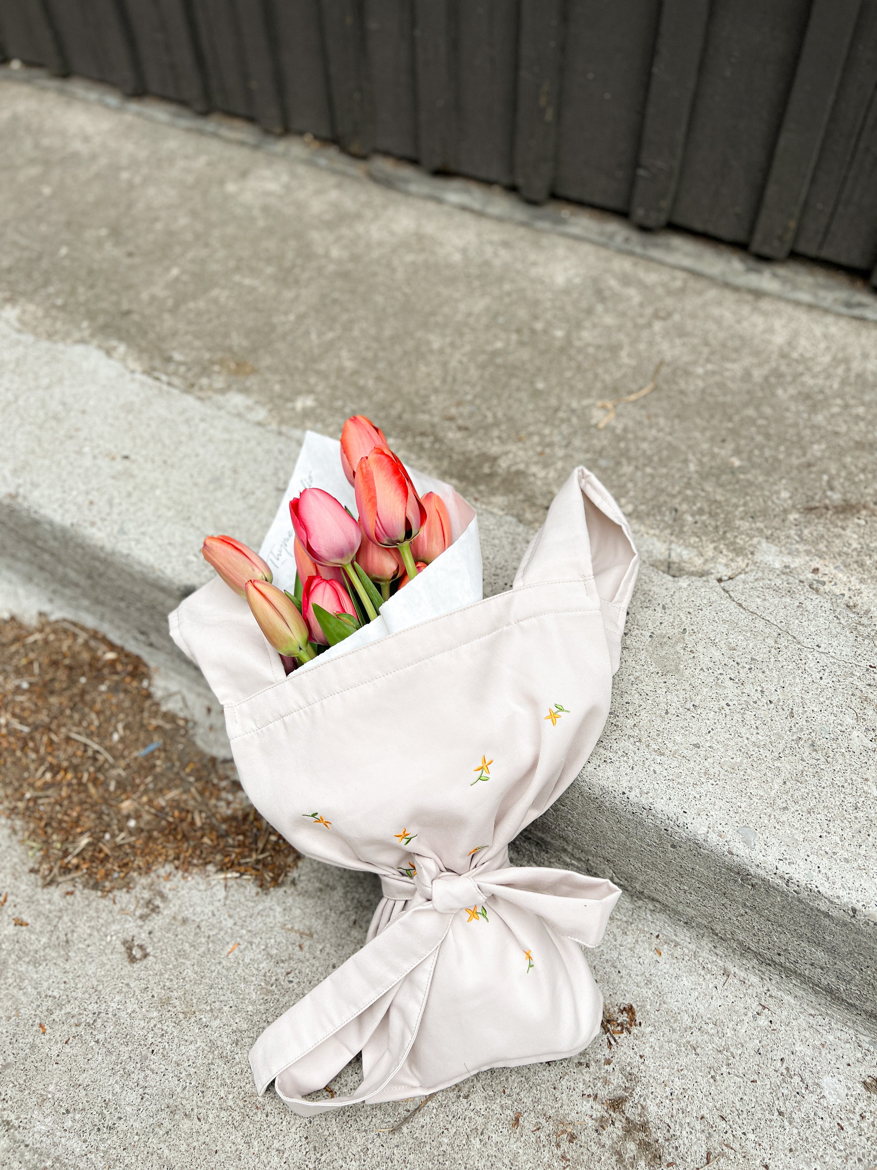 Thyme Tote